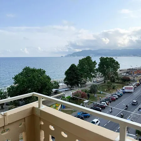 La Finestra Sul Blu - Sea View דירה