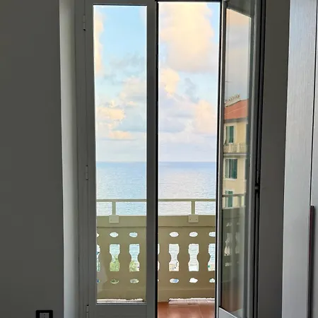 La Finestra Sul Blu - Sea View * Савона